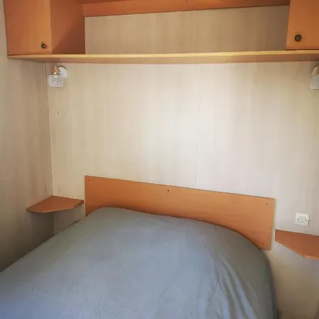 مكان تخييم Cocoon Mobil *